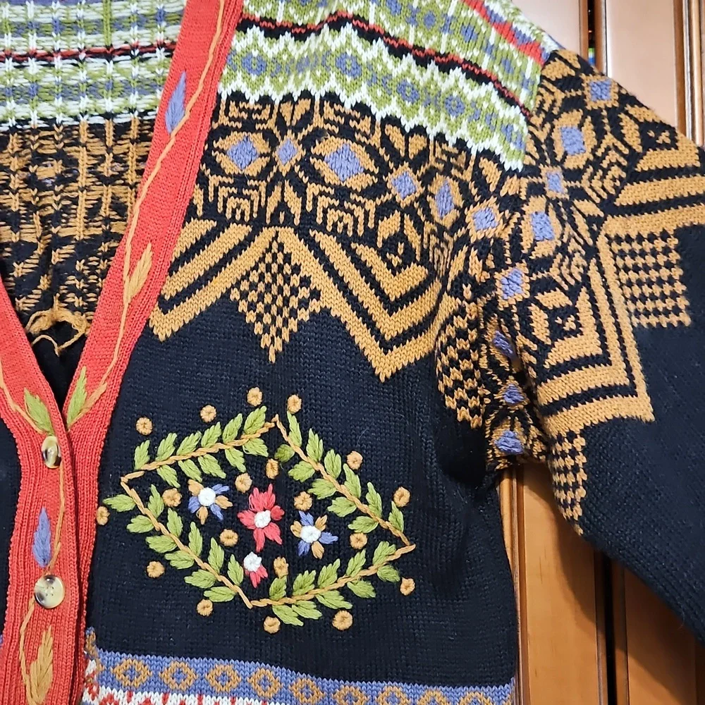 Vintage French Connection embroidered cardigan size medium